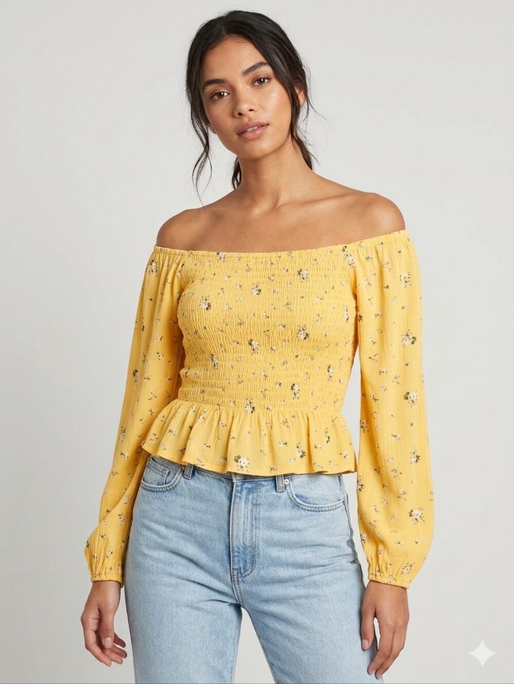 Hollister Yellow Floral Smocked Long Sleeve Crop Top S Boho Cottagecore Festival